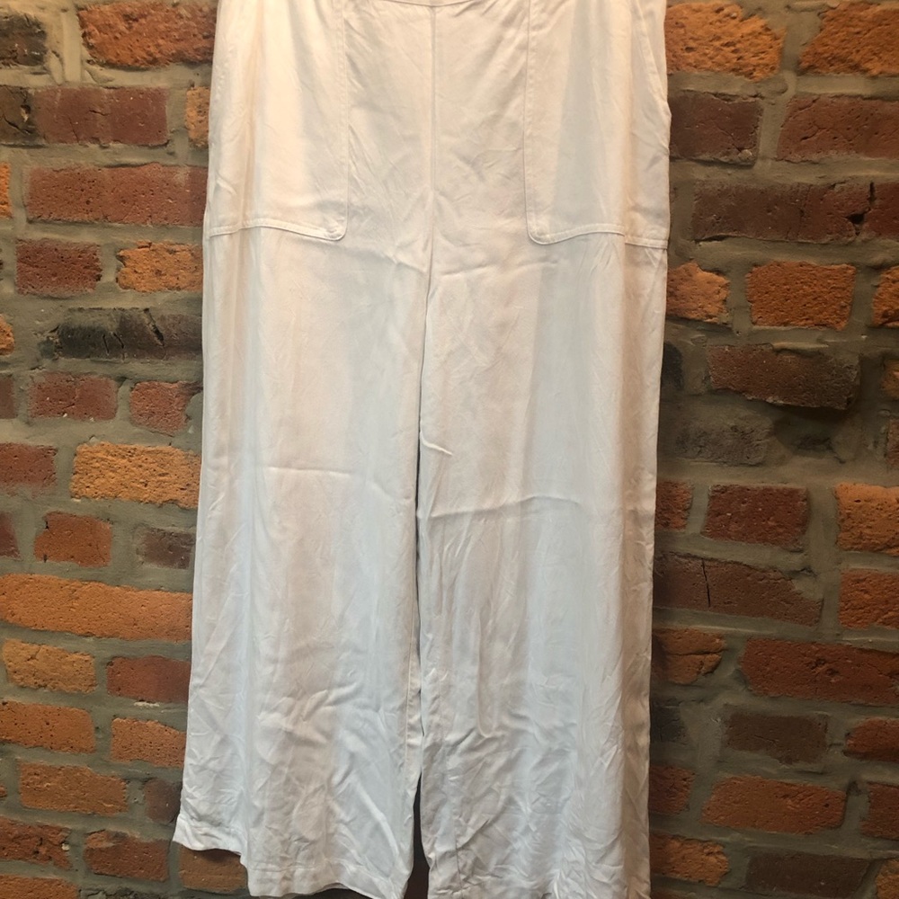 White linen high waisted pants